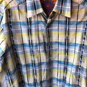Men’s long sleeve button down